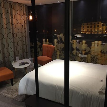 Le Privilege Châteaubourg エクステリア 写真